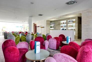 هتل Barcelo  Teguise Beach - Adults Only
