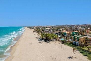 هتل Beach Park Resort Oceani