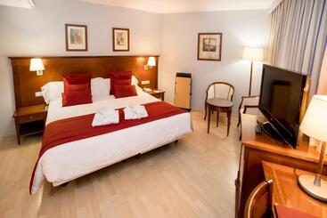هتل Hesperia Andorra