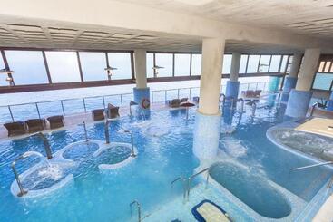 هتل Gloria Palace Amadores Thalasso &