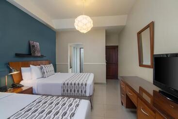 هتل Hodelpa Caribe Colonial