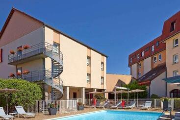 هتل Ibis Beaune Centre