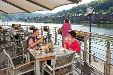 هتل Ibis Dinant Centre