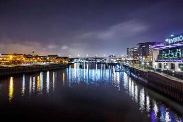 هتل Ibis Glasgow City Centre – Sauchiehall St