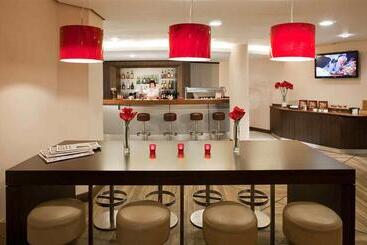 هتل Ibis Glasgow City Centre – Sauchiehall St