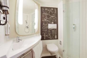 هتل Ibis Jena City