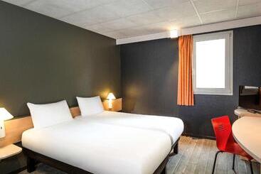 호텔 Ibis Lannion