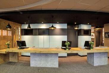 هتل Ibis Lille Centre Gares