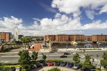 هتل Ibis Liverpool Centre Albert Dock – Liverpool One