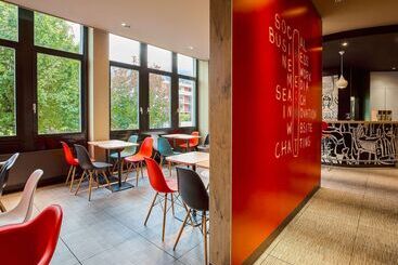 هتل Ibis Luzern Kriens
