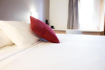 هتل Ibis Newcastle