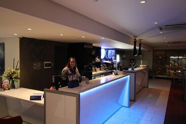 هتل Ibis Newcastle