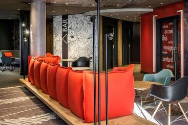 هتل Ibis Paris La Defense Courbevoie