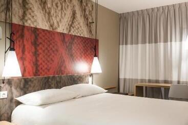 هتل Ibis Paris La Defense Courbevoie