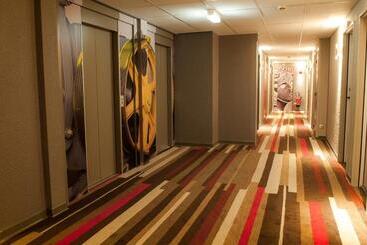 هتل Ibis Paris La Defense Courbevoie