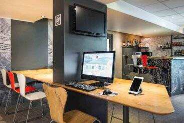 هتل Ibis Paris Saint Denis Stade Sud