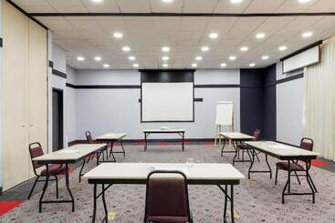 בית מלון כפרי Ibis Sao Jose Dos Campos Dutra