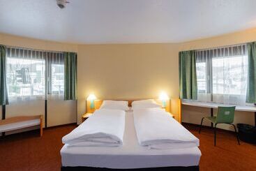 B&B HOTEL Wuppertal-City