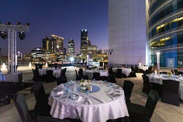 هتل Jumeirah Emirates Towers Dubai