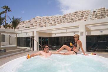 Hotel Riu Calypso - Adults Only