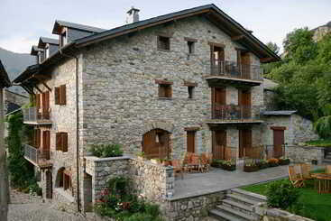 هتل روستایی Casa Cornel