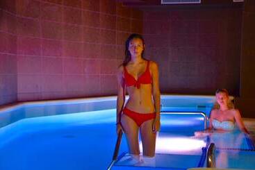 酒店 Spa Acevi Val D’aran