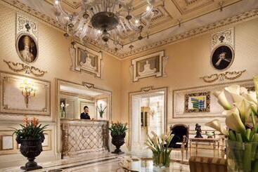 Splendide Royal   The Leading Hotels Of The World