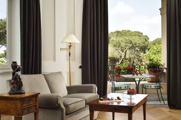 Splendide Royal   The Leading Hotels Of The World