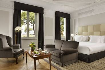 Splendide Royal   The Leading Hotels Of The World