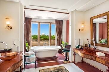 هتل The Oberoi Amarvilas Agra