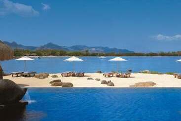 هتل The Oberoi Beach Resort, Mauritius