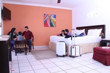 هتل Villa Las Rosas Tepic