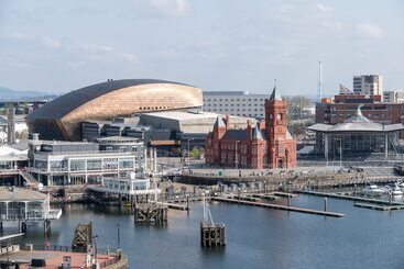 هتل Voco St. David S Cardiff, An Ihg
