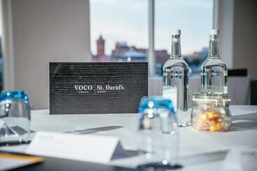 هتل Voco St. David S Cardiff, An Ihg