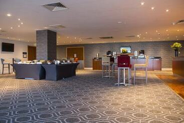 هتل Voco St. David S Cardiff, An Ihg