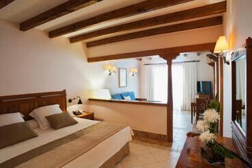 Princesa Yaiza Suite Hotel Resort