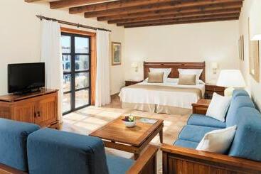 Princesa Yaiza Suite Hotel Resort