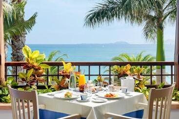 Princesa Yaiza Suite Hotel Resort