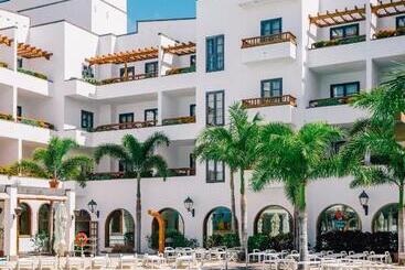 Princesa Yaiza Suite Hotel Resort