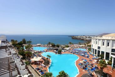 استراحتگاه Sandos Papagayo