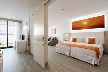 استراحتگاه Sandos Papagayo