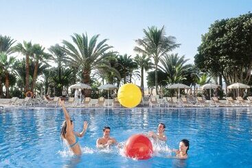 Hotel Riu Oliva Beach Resort - All Inclusive