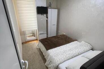 هاستل Apartmani Mv