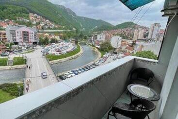 هاستل Apartmani Mv