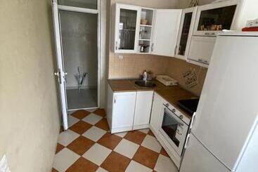 هاستل Apartmani Mv