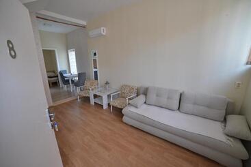 هاستل Apartmani Mv