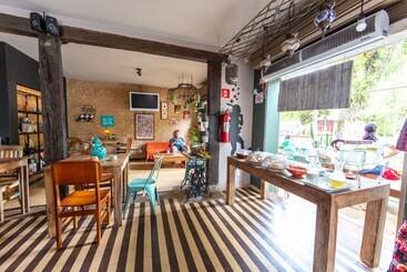 Casa Alma Zen   Hostel Boutique & Bistrô Ubatuba