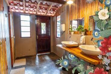 Casa Alma Zen Hostel Boutique & Bistrô Ubatuba