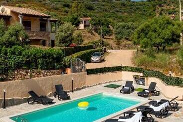 Molarotto Camere Con Angolo Cottura