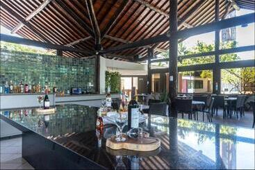 Nannai Residence Flat   Muro Alto